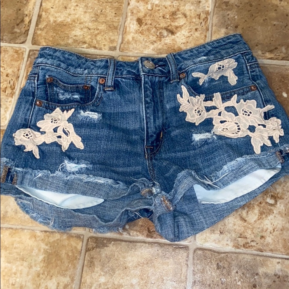American Eagle High rise festival shorts